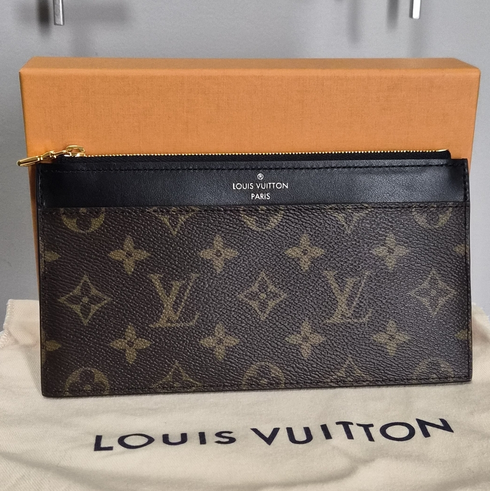 Louis Vuitton Slim Purse / Monogram Pouch Wallet